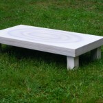 žurnalinis staliukas "Baltas  " ilgis 1,2m ,plotis  60 cm ,  aukštis 3o cm , klijuotas beržas . Coffee table "White  " , lenght 1,2 m , height 30 cm , birch wood