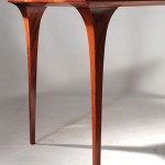 valgomojo stalas " PANEVĖŽYS " , garbanotasis eukliptas ( curly jarra ), ilgis 2 m . plotis 88 cm , aukštis 75 cm