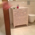 spintelė voniai   "EGLĖ " ,  aukštis 86 cm  ,  plotis  65 cm